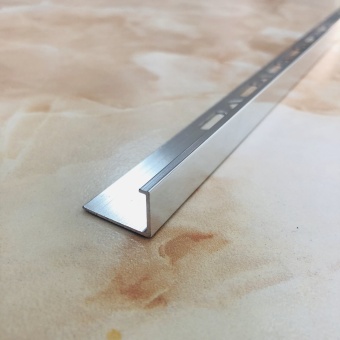 Угловой алюминиевый профиль L8 полированный 2.7 метра